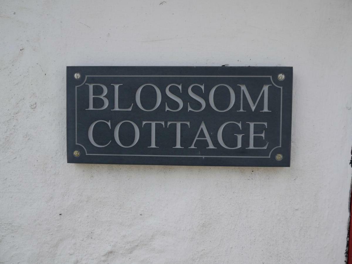 Blossom Cottage Lonmore Exterior foto